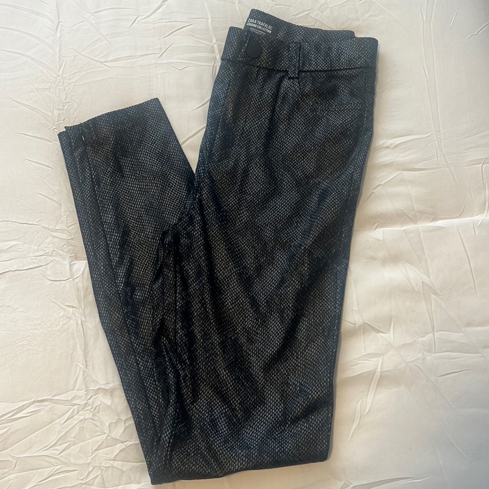 Zara snake print leggings